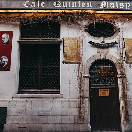 Holiday home Huize 'de Moriaan' In Historic Center *